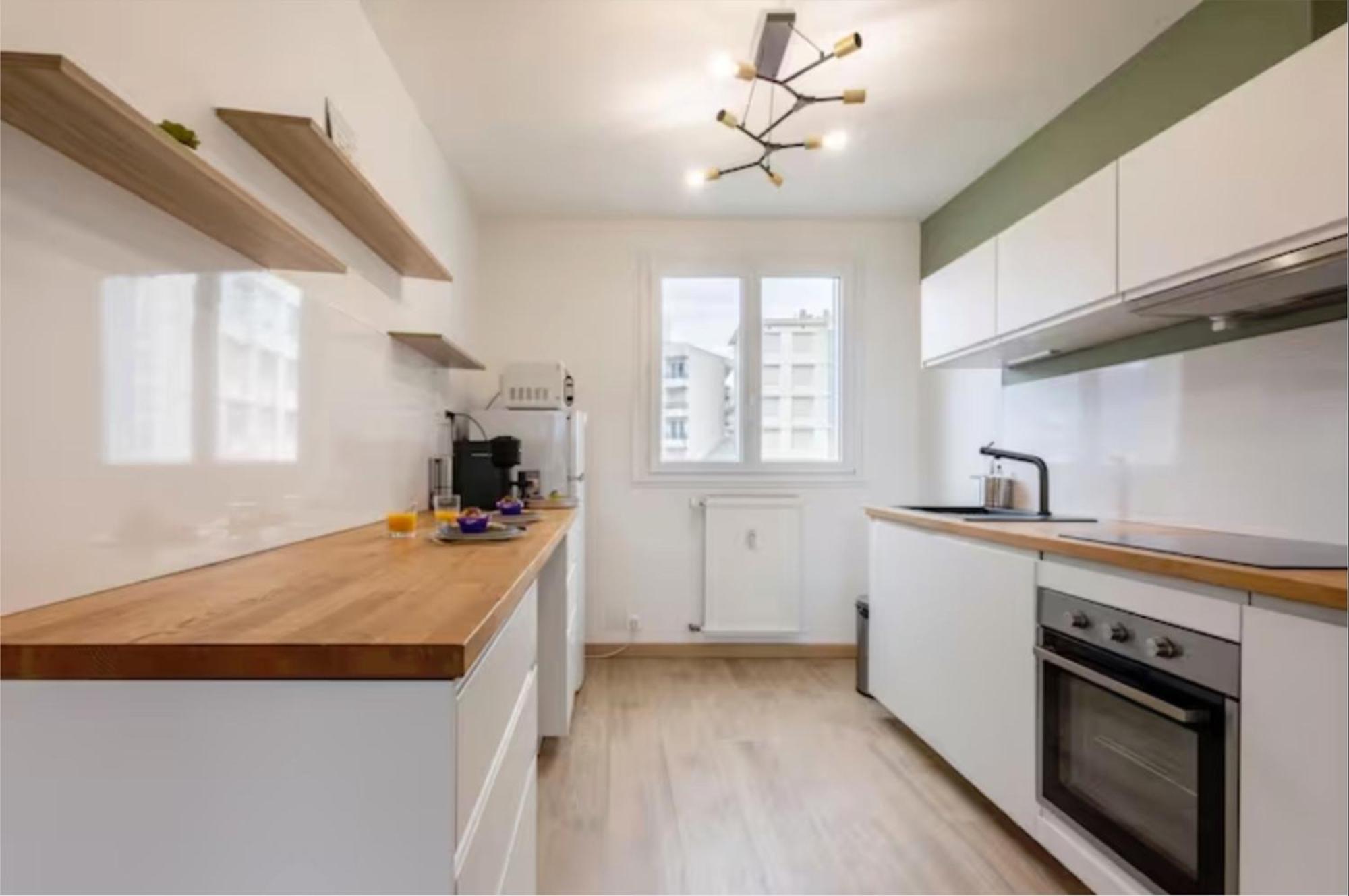 Logement Autour De Moi * * * * * Chambery Bagian luar foto